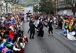 En la reunión-balance del carnaval se ha valorado positivamente el trabajo de las carrozas