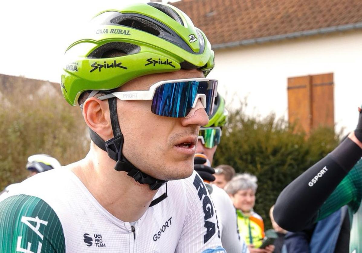 «Con la clavícula rota, ya tengo el carné de ciclista»
