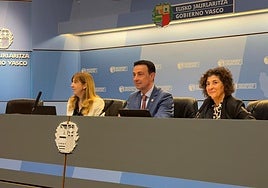 Torres confía en que la economía vasca crezca por encima del 2% este año