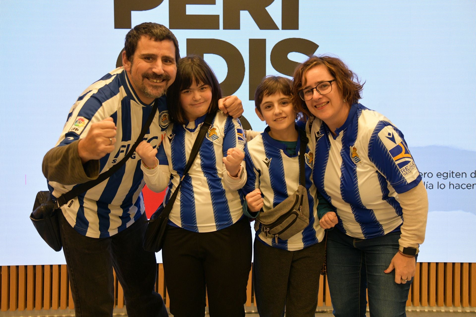El DV Arena empuja a la Real desde casa