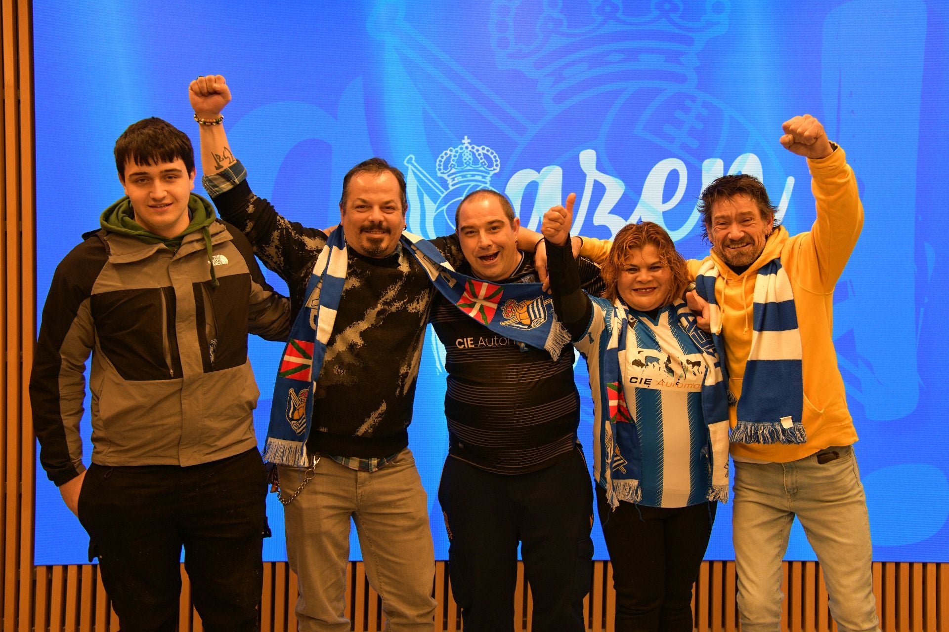 El DV Arena empuja a la Real desde casa