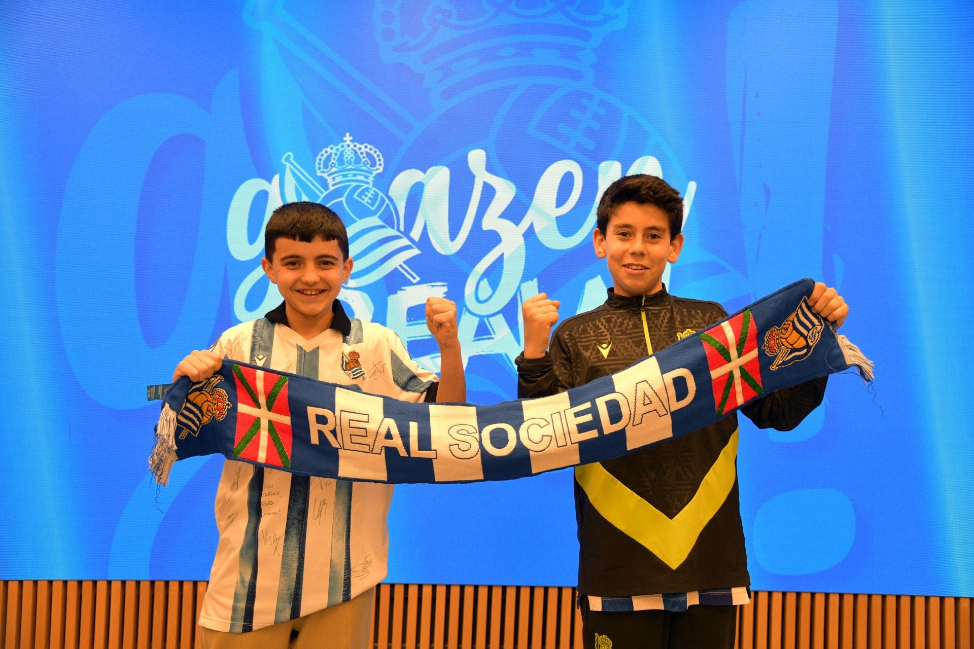El DV Arena empuja a la Real desde casa