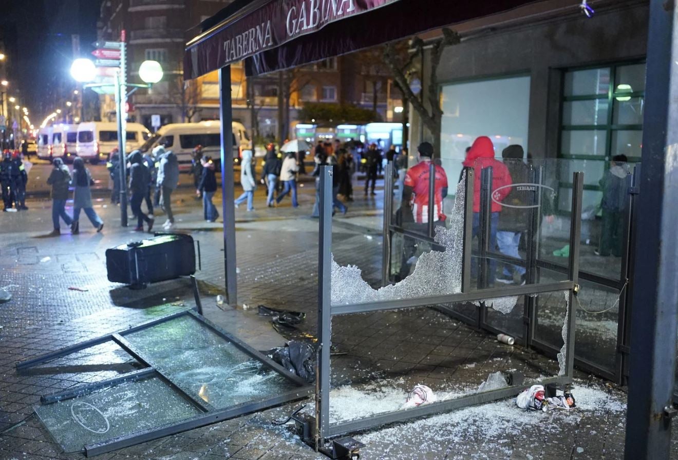 Detenidos y heridos en graves incidentes tras el Athletic-Roma