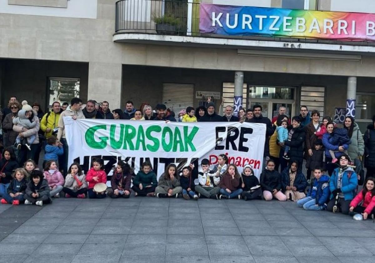 Protesta de las familias de Kurtzebarri