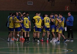 La temporada para el primer equipo no está siendo fácil.