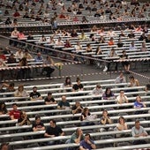 Aspirantes durante un examen en el BEC de Barakaldo.