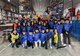 Santo Tomas Lizeoko ikasleen bilketa solidarioa: ongizatearen alde elkartuta