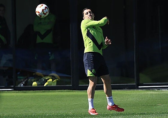 Mikel Oyarzabal, durante la sesión de este lunes en Zubieta