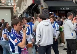 El grito de guerra de los seguidores txuri-urdin en las horas previas al choque ante el Real Madrid