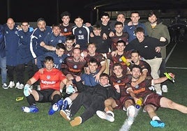 Keta Babyautoko taldea oso pozik azaldu zen partida irabazi ondoren Martuteneko zelaian.