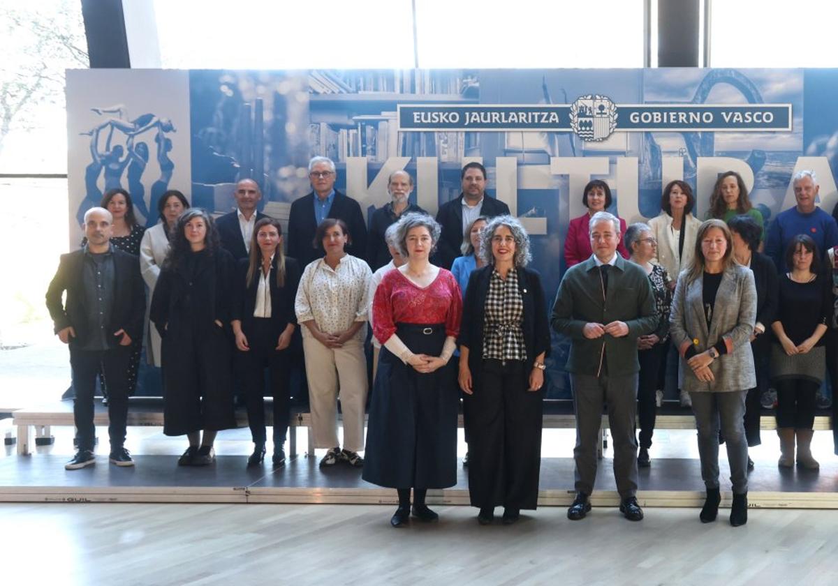 «La decisión sobre la dirección artística se tomará una vez incorporado el director general»