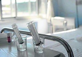 Habitación de la unidad de paliativos en el Hospital Donostia.