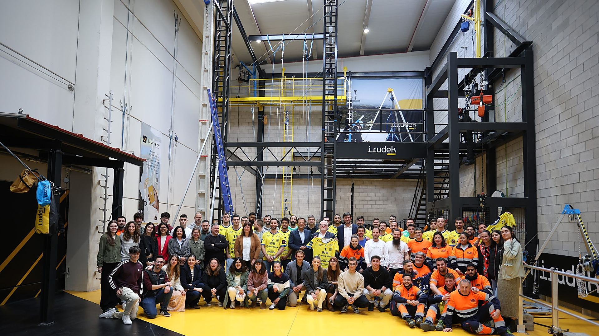 Irudek: Content Writer at Bidasoa Irun