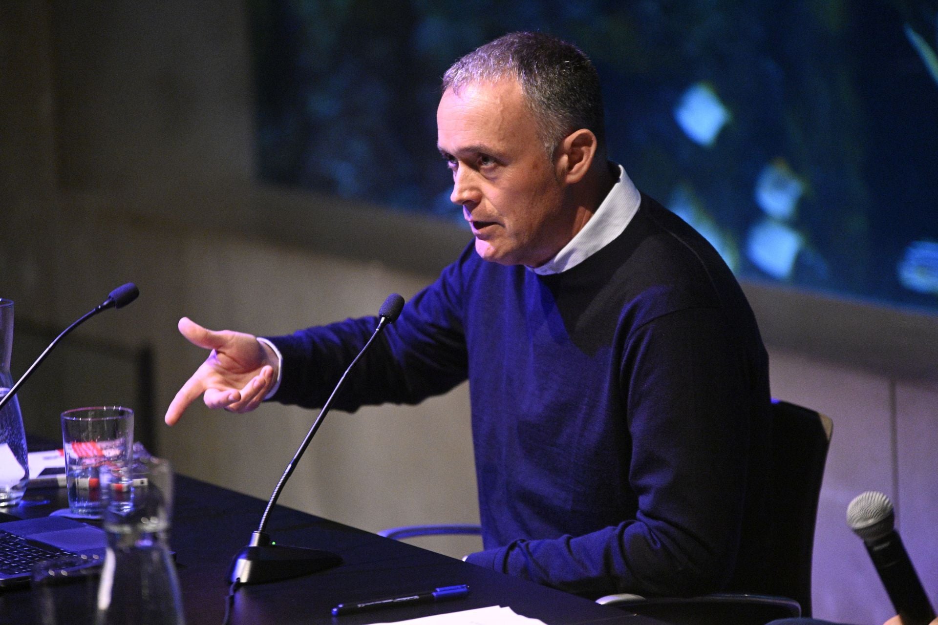 Mikel Ayestaran presenta su libro &#039;Historias de Gaza. La vida entre guerras&#039;
