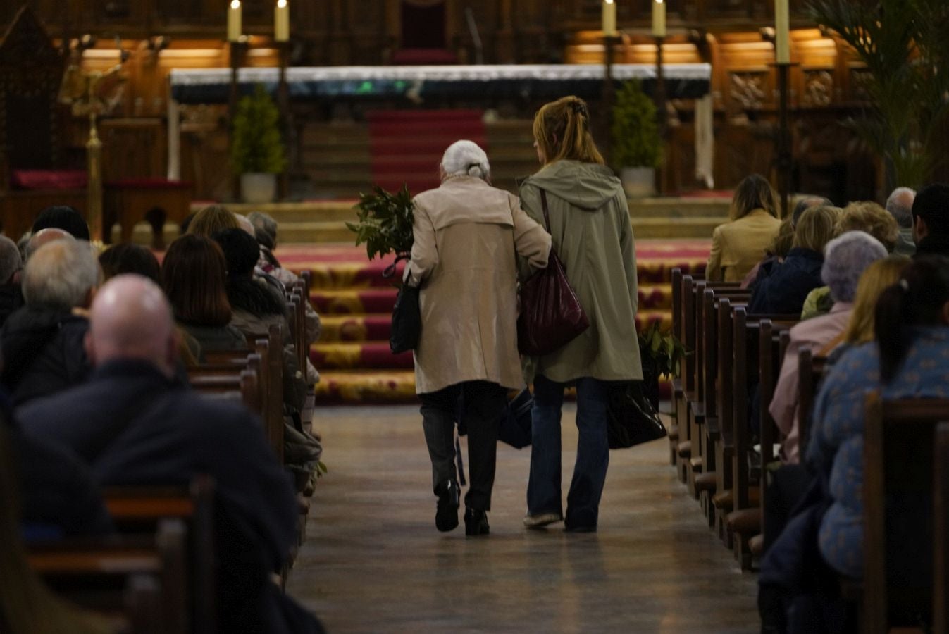 Bendición de Domingo de Ramos en el Buen Pastor