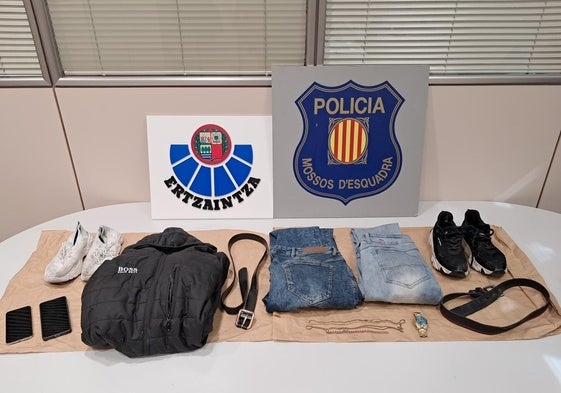 Pertenencias sustraídas en el domicilio donde fue hallado el cadaver.