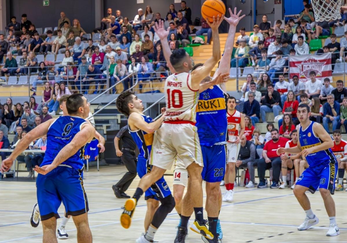 Iruki Take despide la temporada en una gran tercera posición