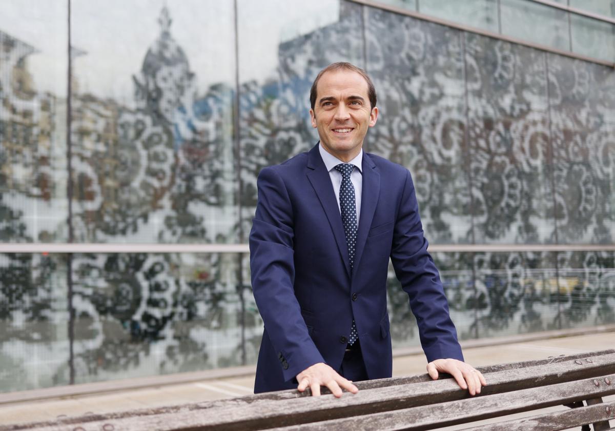 El PNV ve «poco elegante» el reproche de Andueza a Pradales por defender la vía del TAV por Ezkio y pide «respeto»