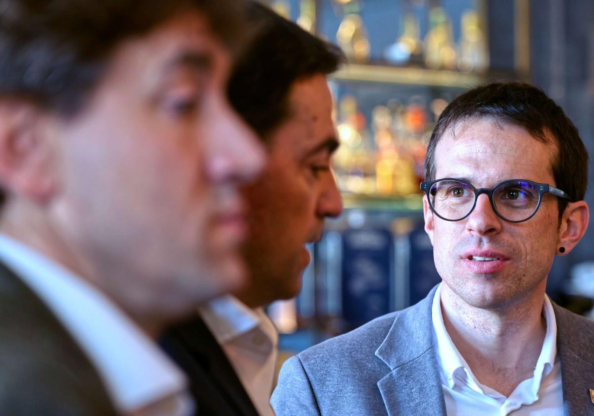 Otxandiano censura que «el mayor debate» de PNV y PSE en la actual situación sea si el TAV enlaza por Ezkio o Vitoria