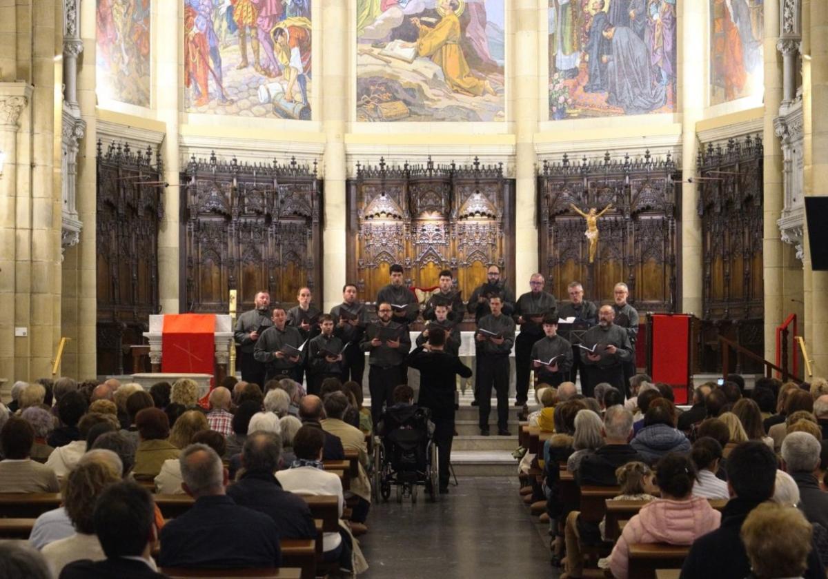 Coro y solidaridad de la mano de Eragiyok en favor de Zaporeak