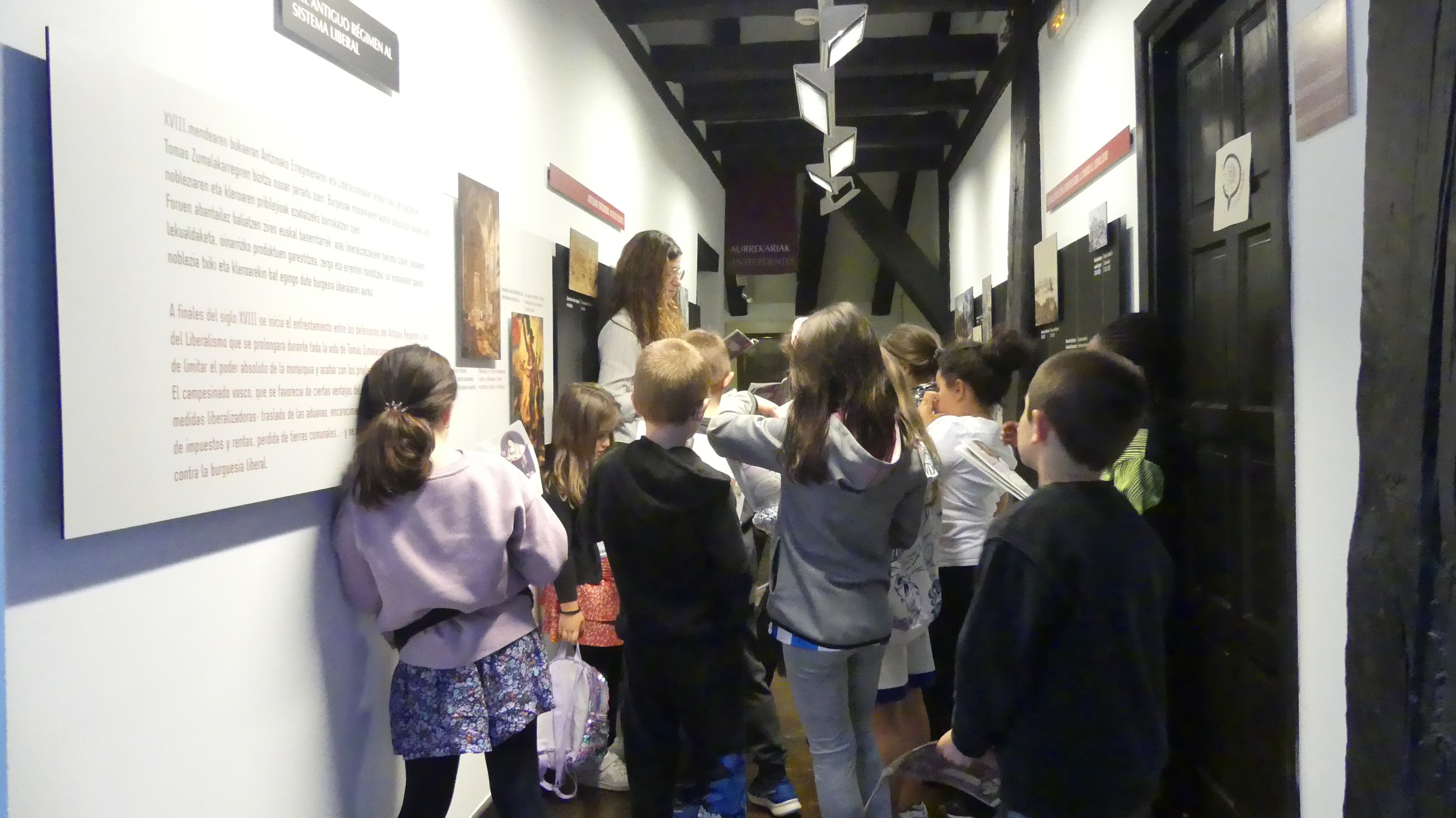 Zumalakarregi museoak haurrentzako tailerrak antolatu ditu Pazko astean