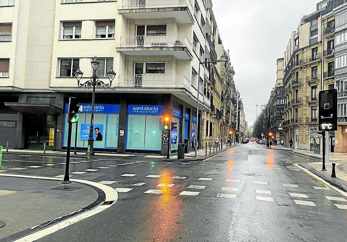 Sirimiri: Peligroso paso de peatones en el Centro