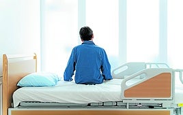 La mayoría de jóvenes ingresados por problemas psiquiátricos son de clase socioeconómica baja, según afirma un estudio.