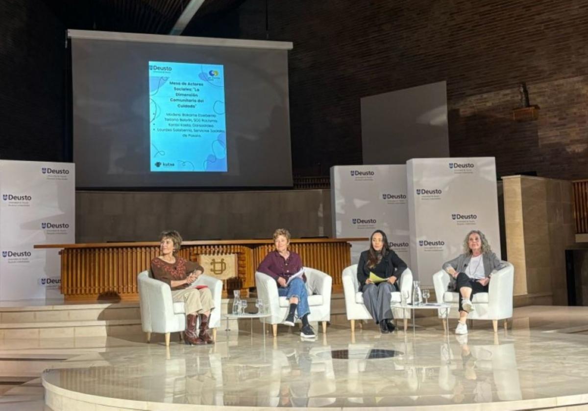 Pasaia, en 'La dignidad del cuidado y de las cuidadoras: Un diálogo a tres voces'
