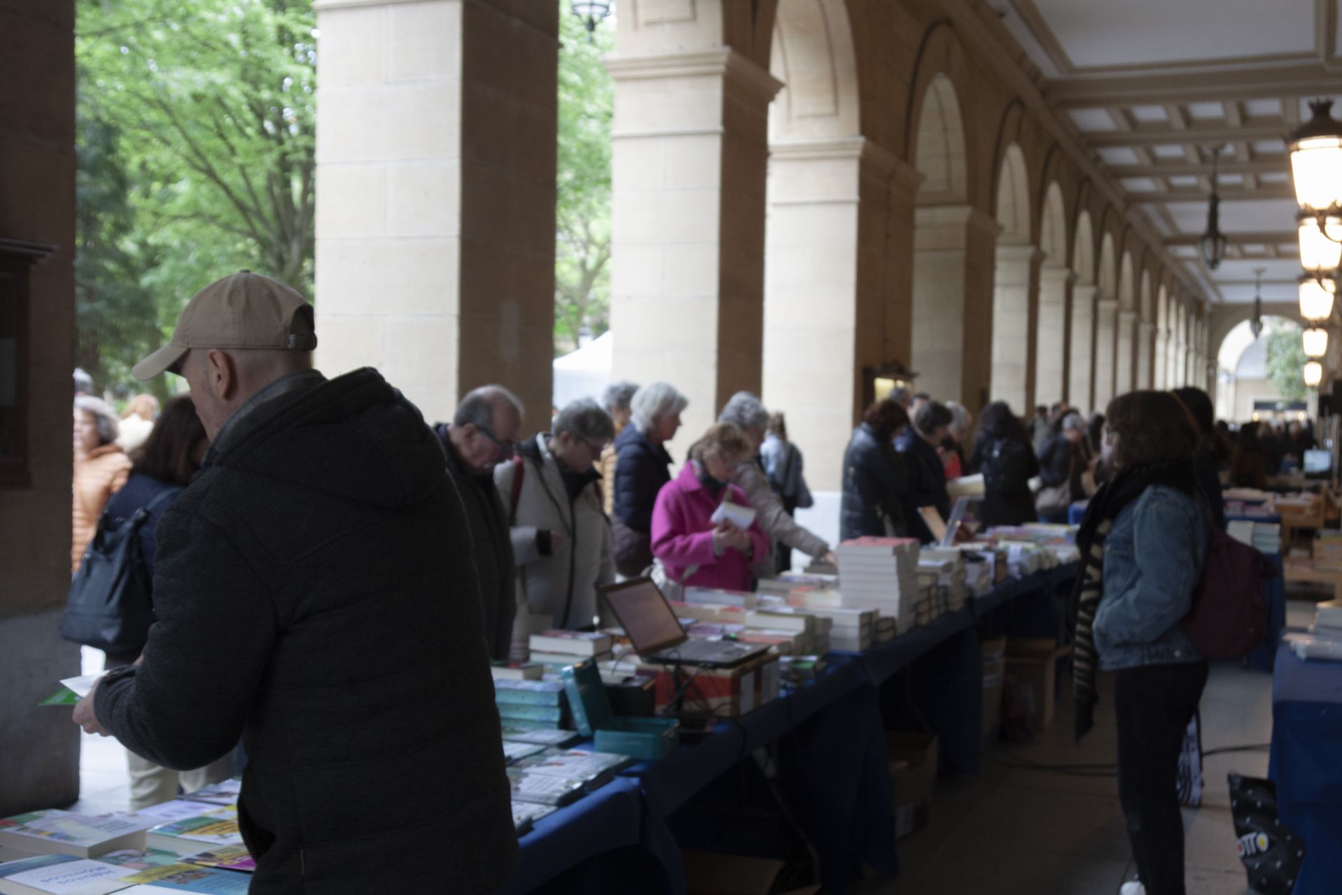 Pasión por la lectura en la Feria del Libro