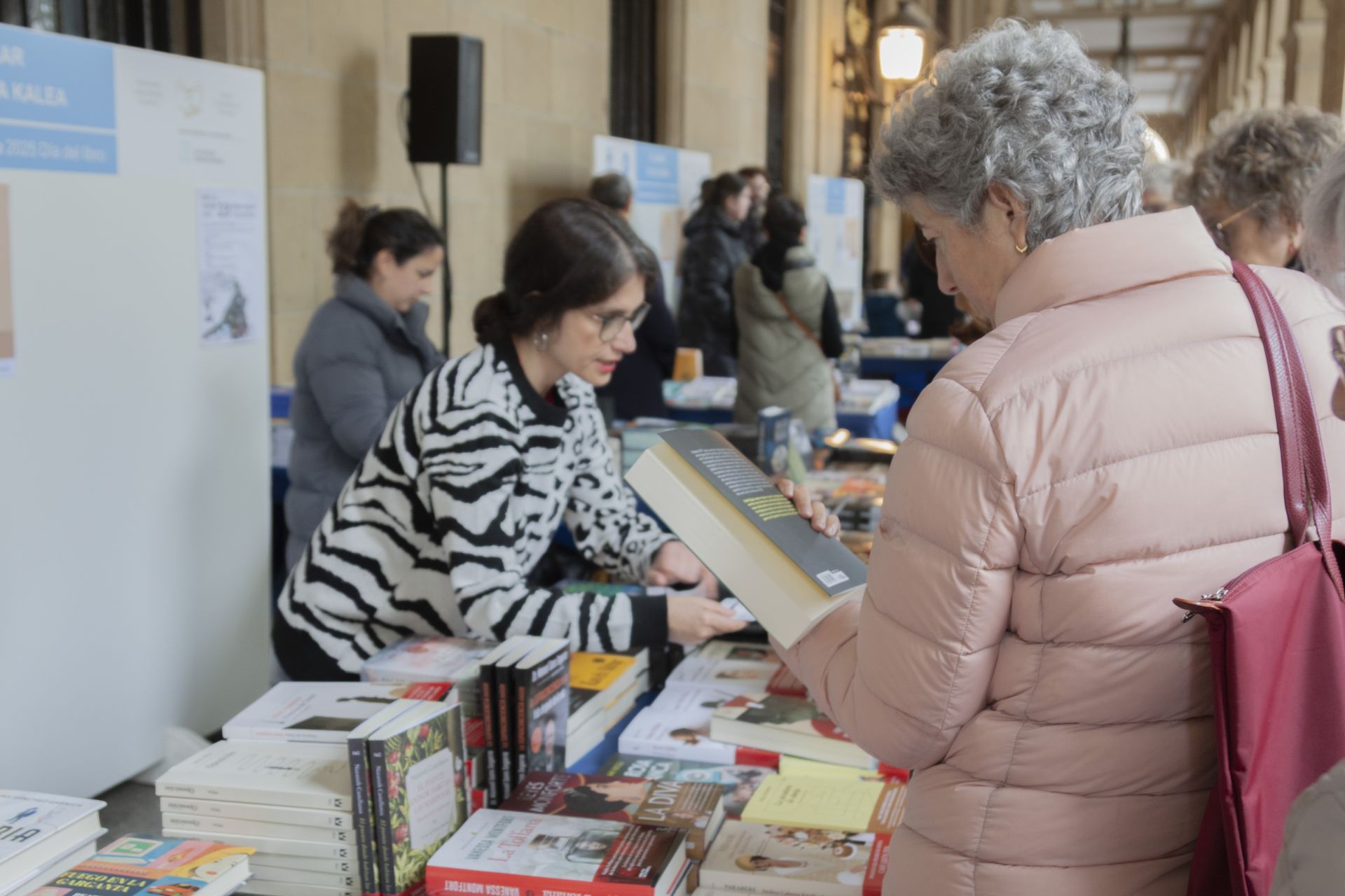 Pasión por la lectura en la Feria del Libro