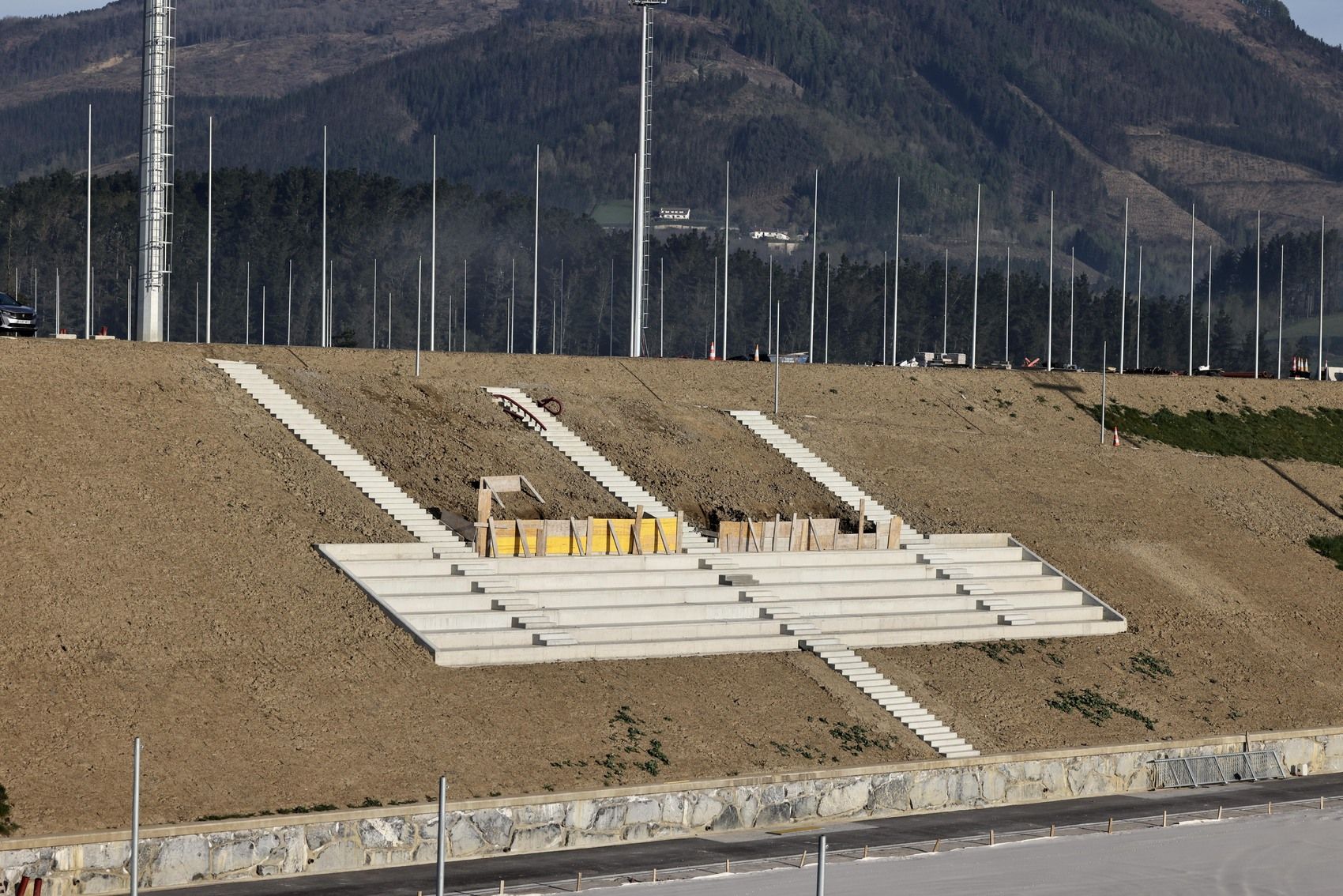 La ciudad deportiva de Areitio va tomando forma