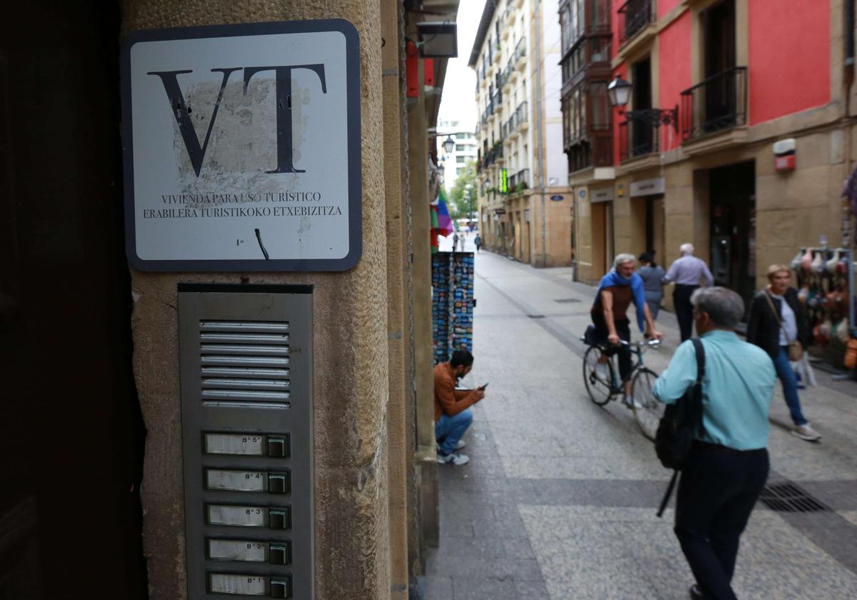 La Justicia anula de nuevo la moratoria de licencias de hospedaje de Donostia