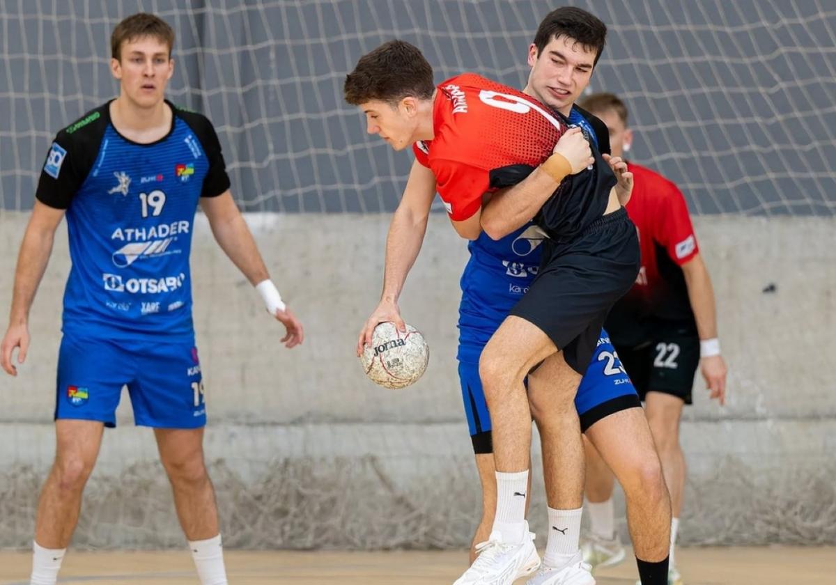 Tolosa Eskubaloia se mide mañana al Ilcapo Hondarribia Bidasoa en un duelo muy parejo