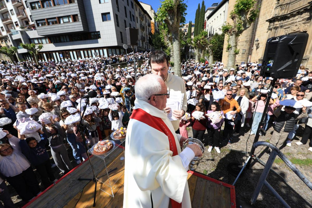 El día de la Opila, una jornada festiva en Irun y Hondarribia
