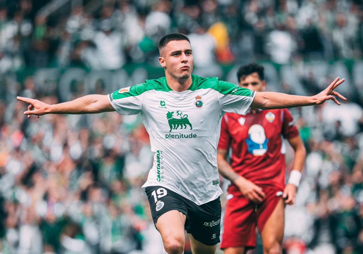 Karrikaburu se sigue ganando el billete de vuelta a base de goles: así fue su 'txitxarro' al Depor