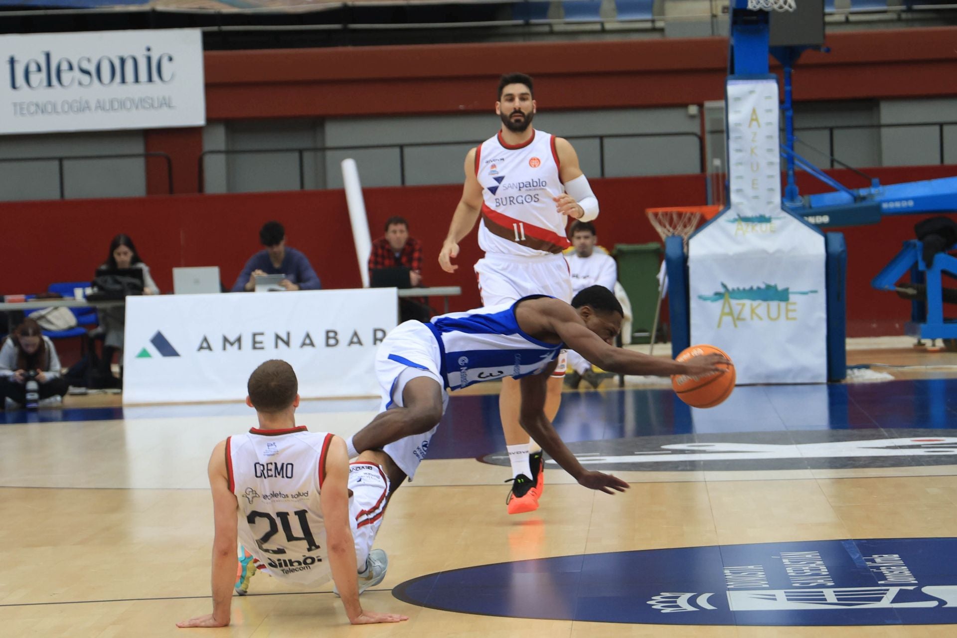 Las imágenes de la derrota del GBC ante el Burgos en Illunbe
