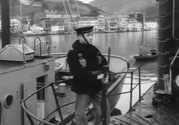 Sabin Lersundi en la primera guardia del submarino.