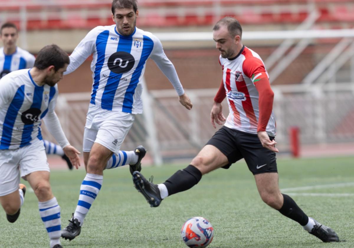 El 'Haundi' masculino tiene hoy en Mintxeta un partido clave por la permanencia y el femenino visitará el sábado al Hernani B