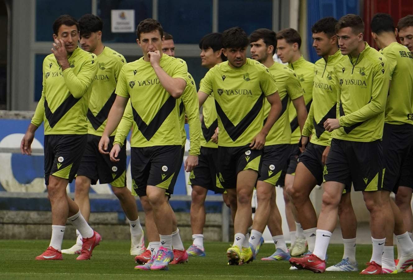La Real Sociedad prepara el derbi