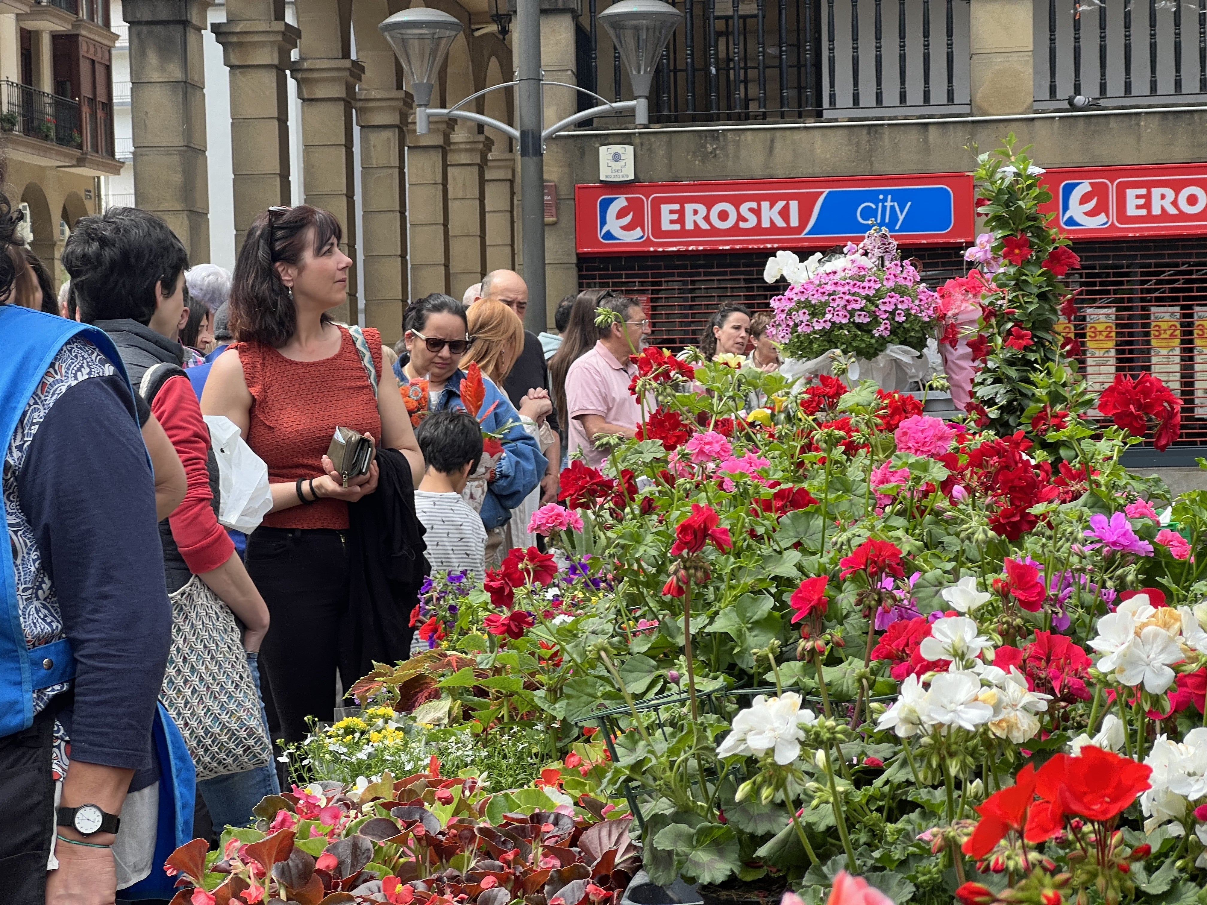 Flores y plantas, el regalo perfecto para el día de la madre en Urretxu