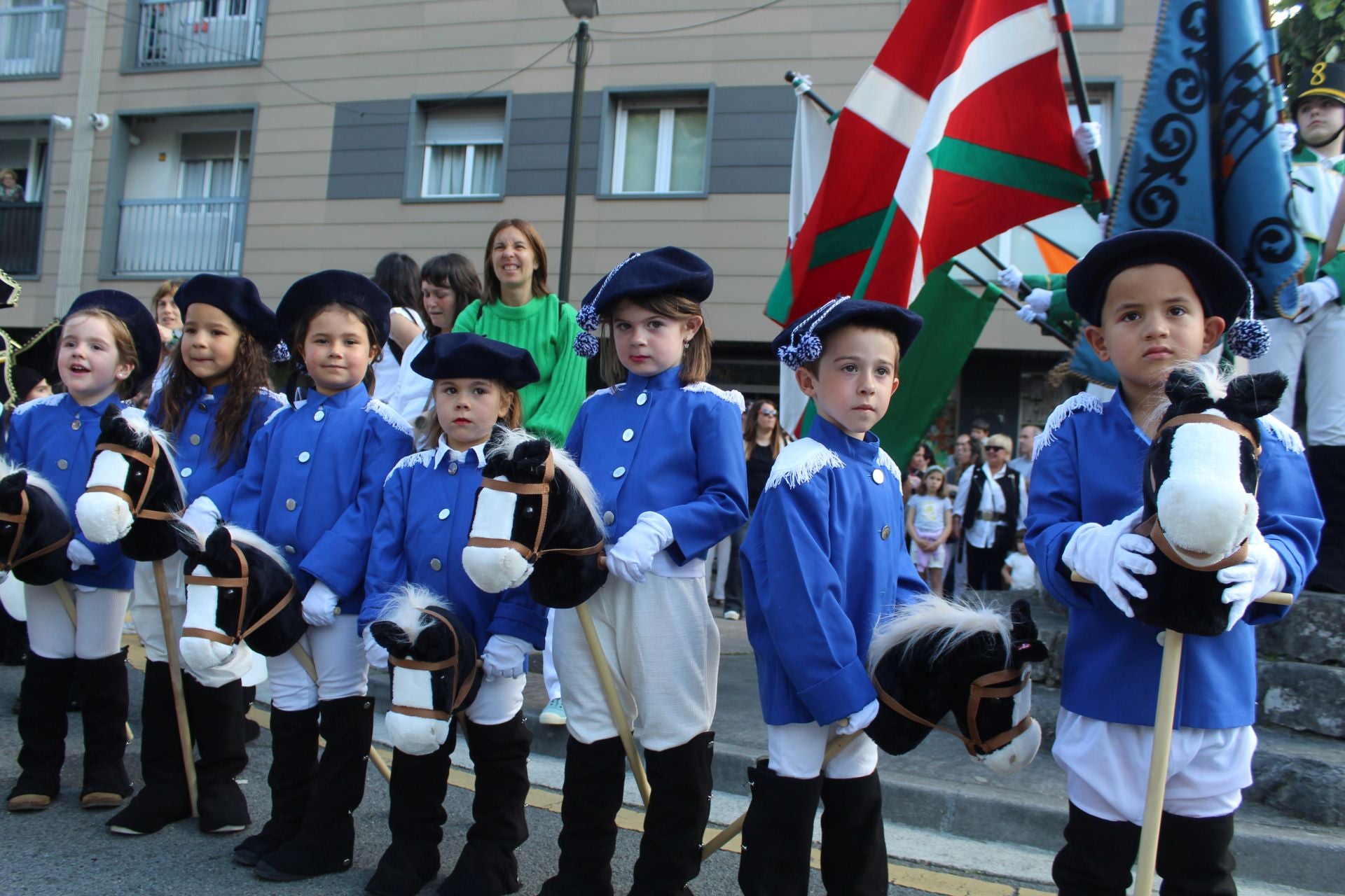 Santakutz jaietako haur danborrada