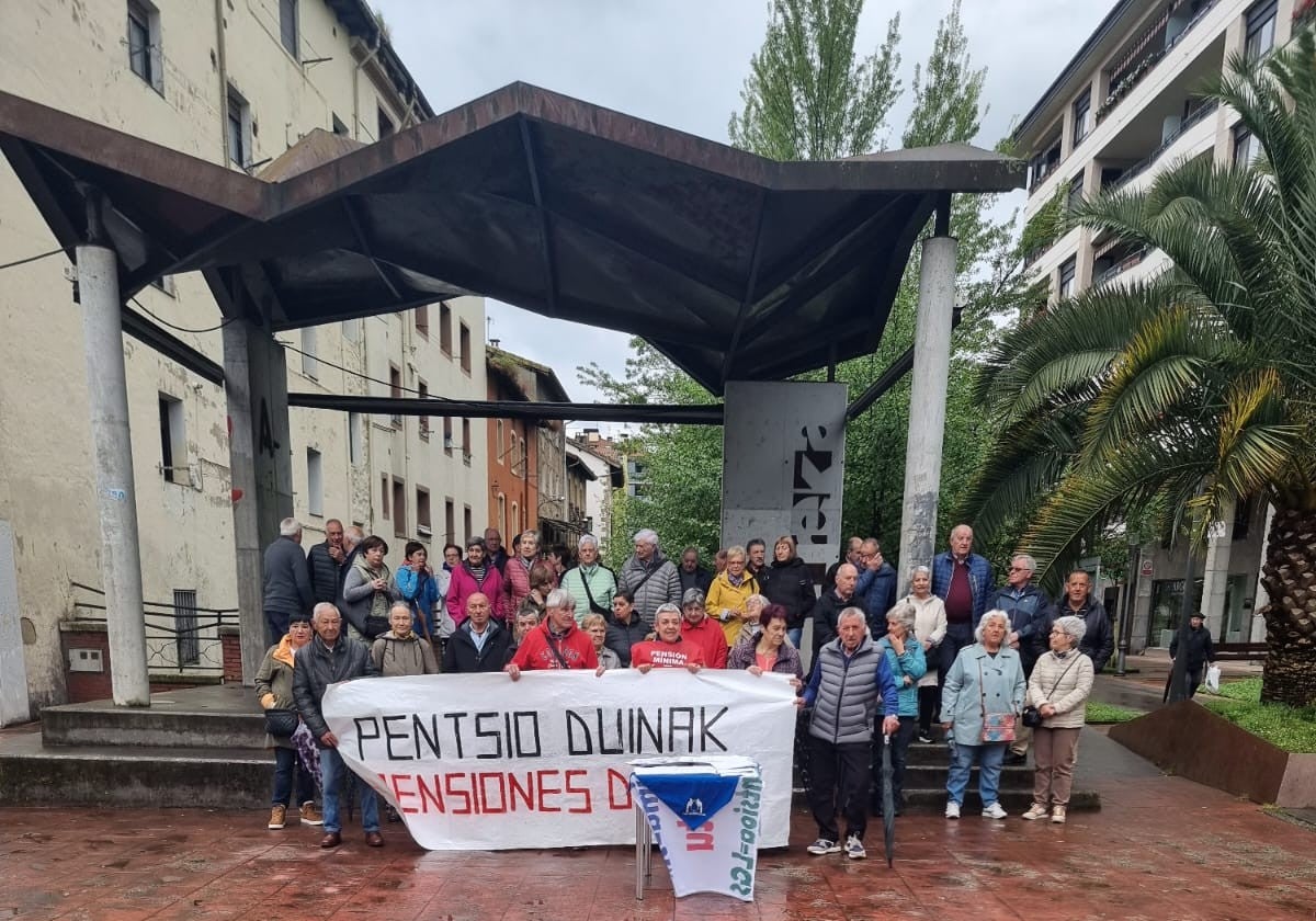 2.355 firmas a favor de los pensionistas