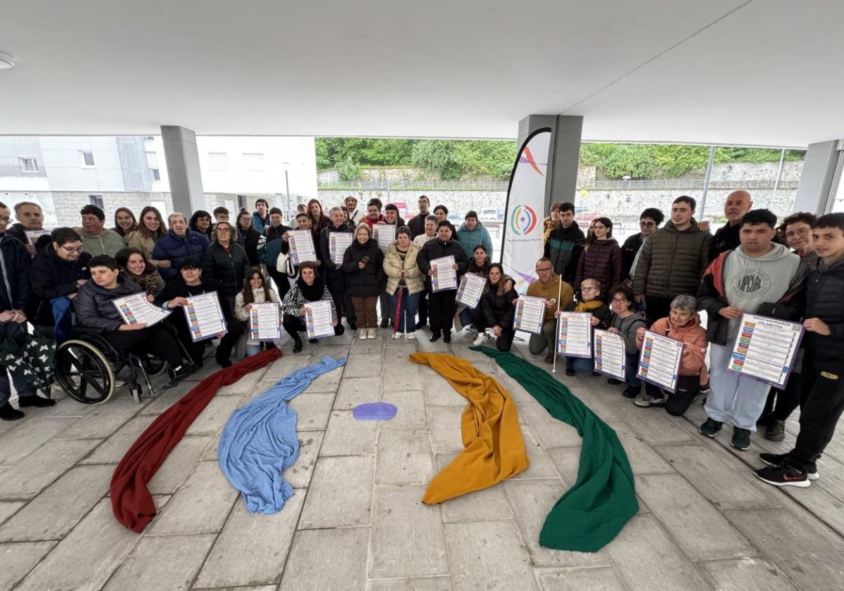 Escaparate de la diversidad en mayo