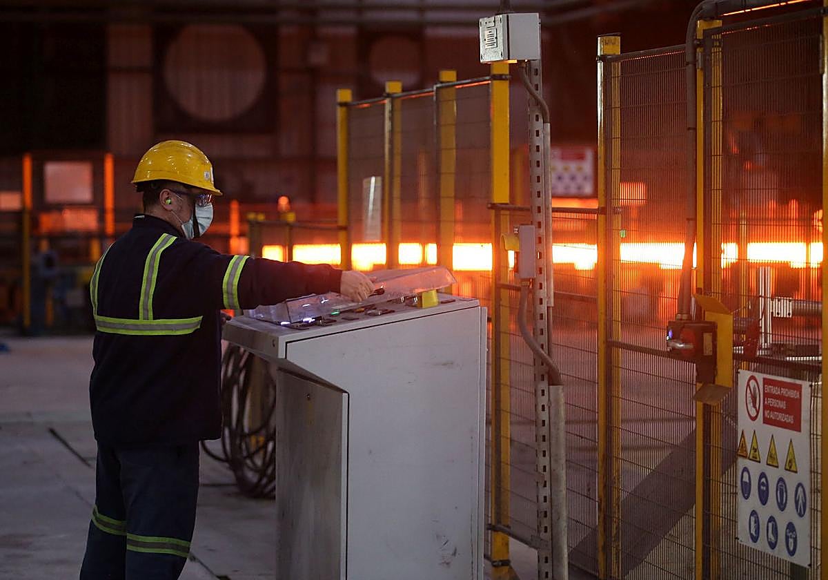 La producción industrial de Gipuzkoa cayó un 2,5% en marzo respecto al mismo mes del año anterior.