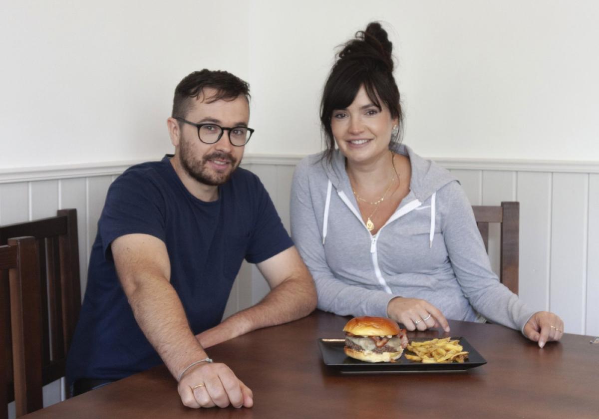 Los hermanos guipuzcoanos que quieren conseguir «las mejores hamburguesas de San Sebastián»