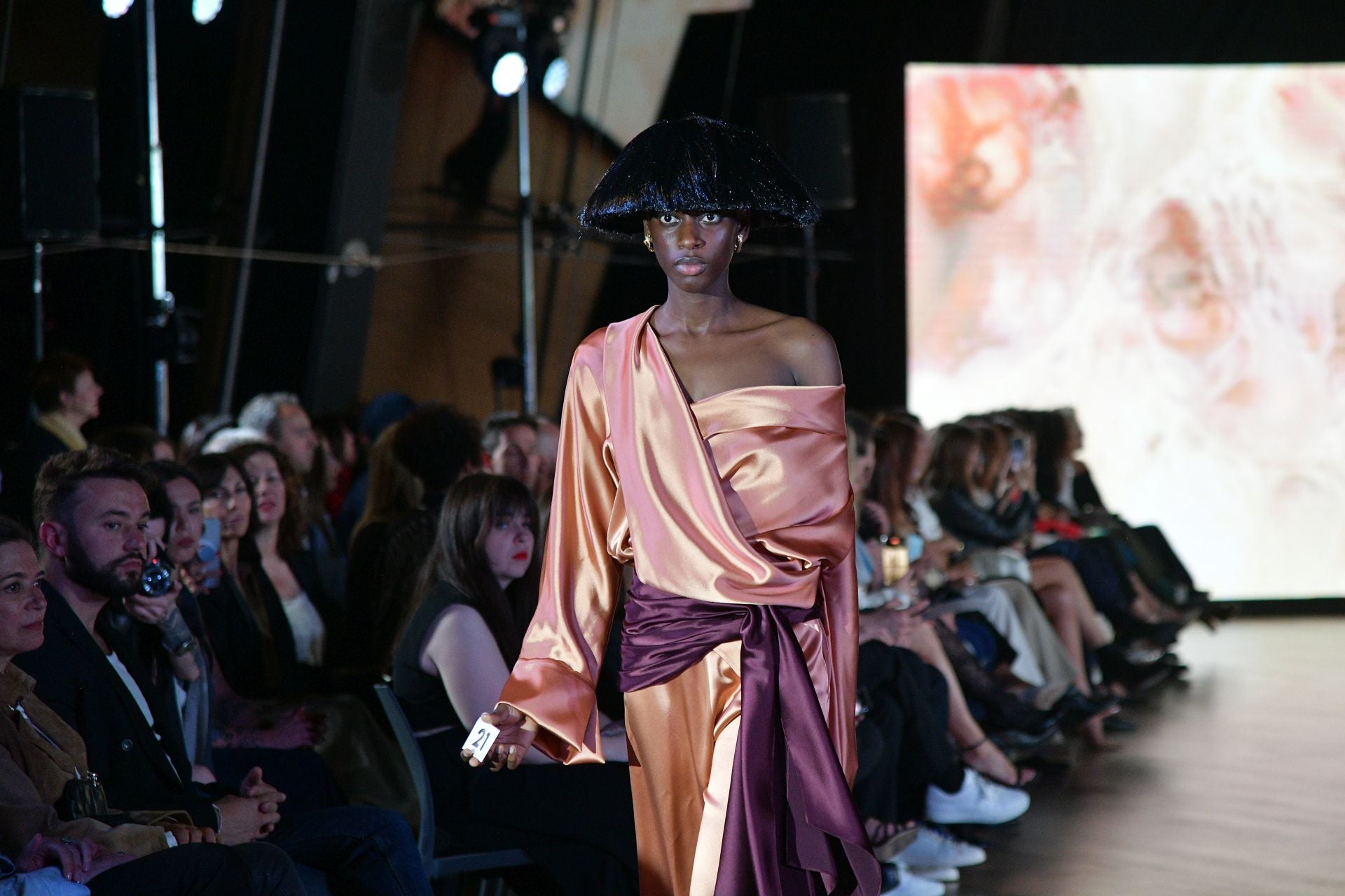 Desfile de Ze García en Balenciaga