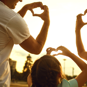 La advertencia de una cardióloga sobre la felicidad: «La clave no está en el dinero, ni siquiera en la salud»