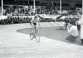 La Vuelta Ciclista a España, en Atotxa.