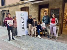Literaturiak Garoa liburudendari aitortza egingo dio eta bertan aurkeztu zuten egitaraua.