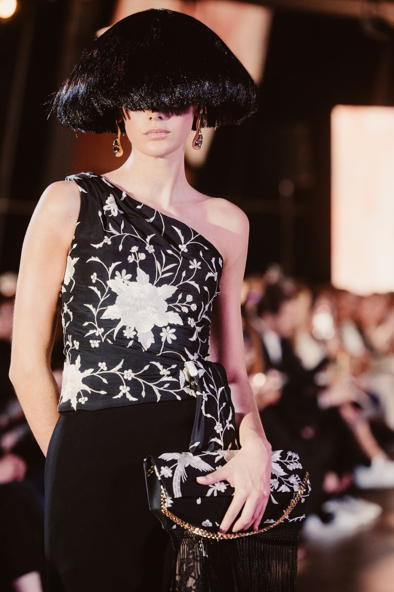 Ze García deslumbra en Balenciaga